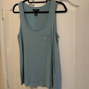 White House black market Sea foam tank